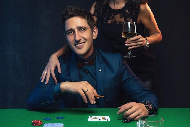 Live poker cards and table layout explained for Bangladesh adults